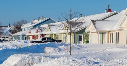 How Chicago’s Freeze-Thaw Cycles Damage Roofs